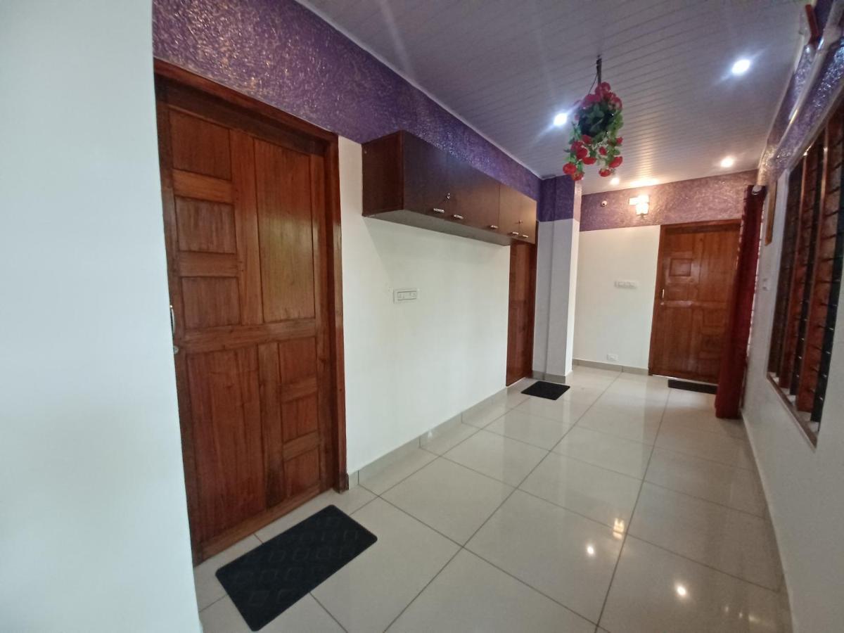 Jeena Motel Коллам Экстерьер фото